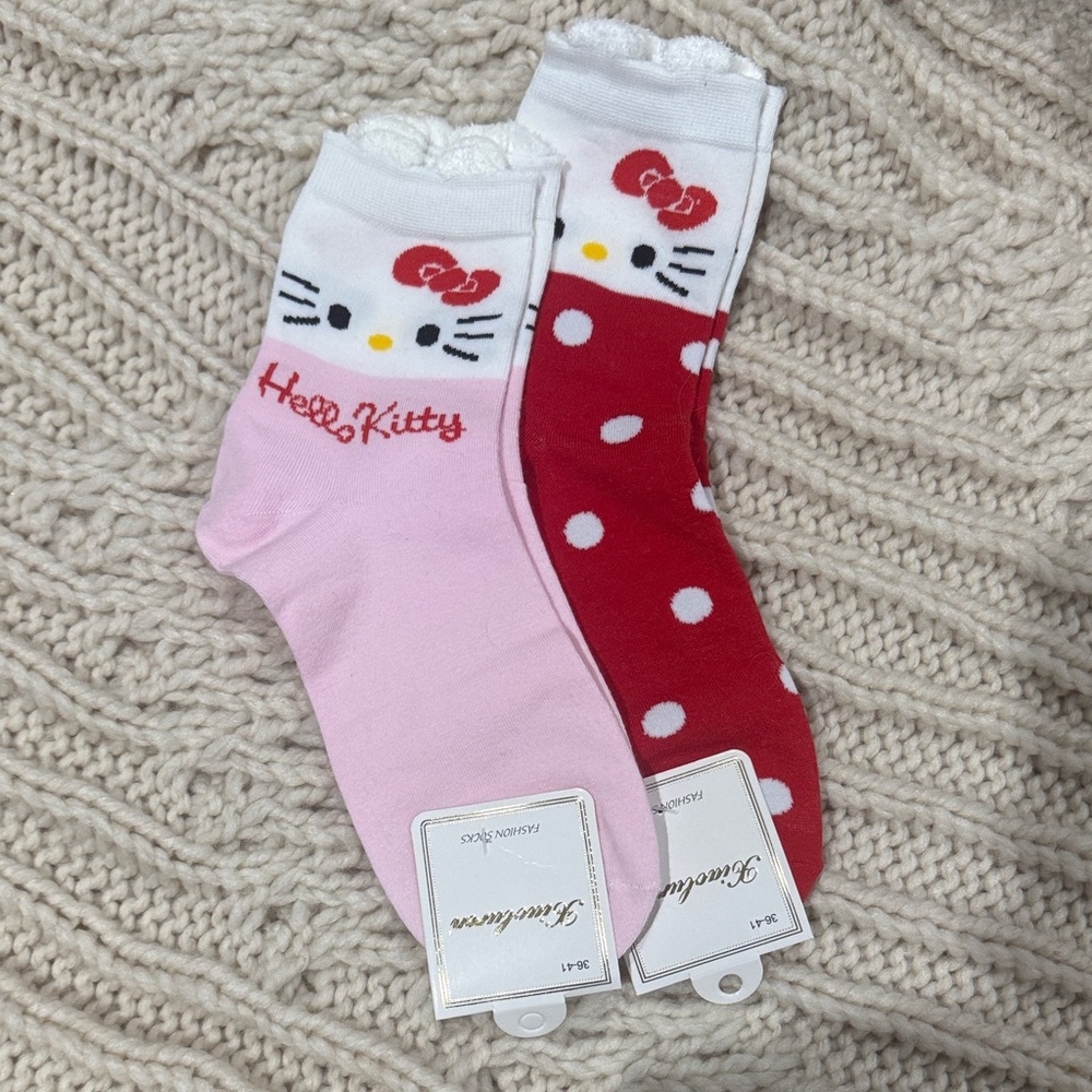 Hello Kitty Pink and Red Socks Set - Picture 1 of 2